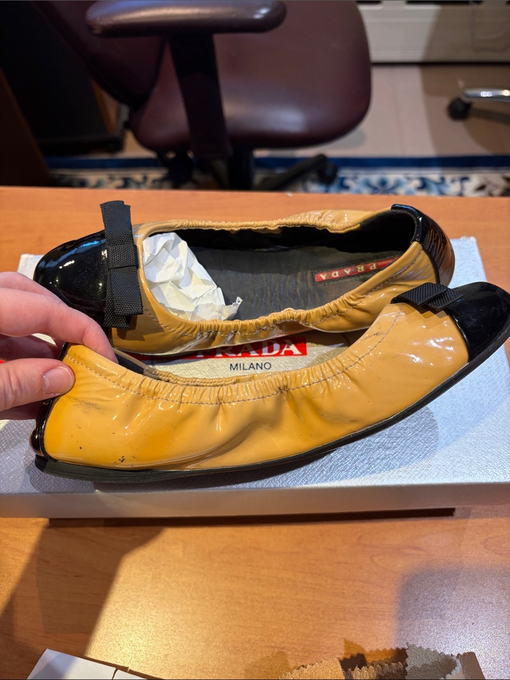 PRADA SIZE 37 Black and BEIGE Patent Leather Ballet Flats with Bow - Picture 6 of 12